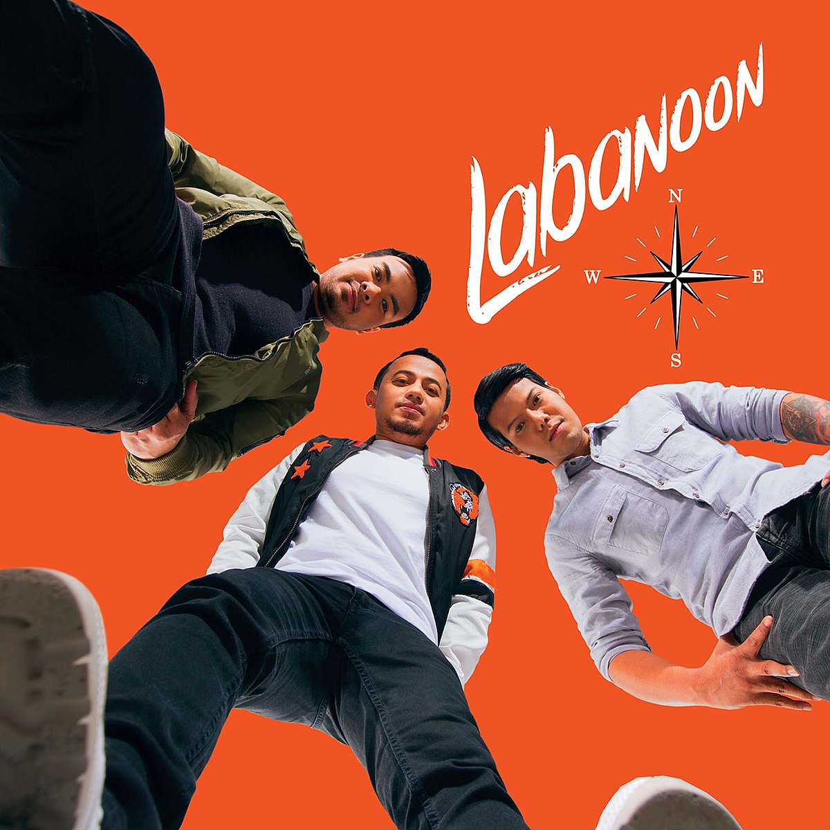 1200px-Album_N.E.W.S.LABANOON