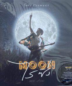 Joey Phuwasit – Moon ไรซิ่ง