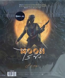 Joey Phuwasit – Moon ไรซิ่ง