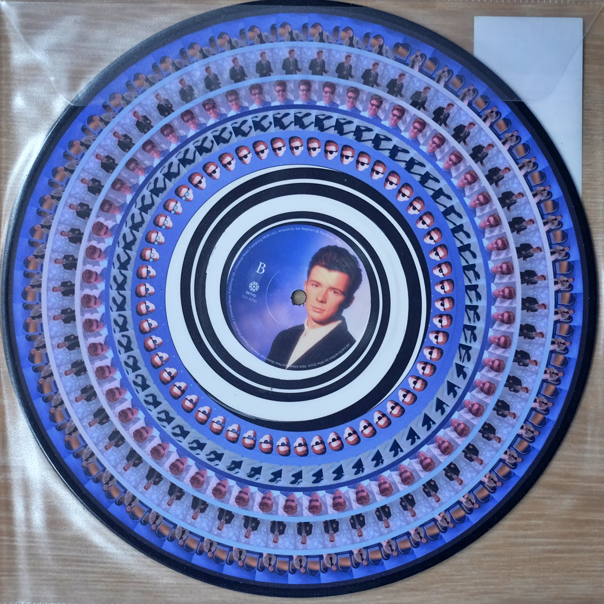 Rick Astley - Never Gonna Give You Up (Zoetrope Vinyl) - Image 2