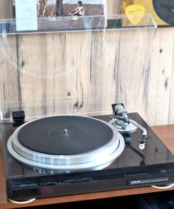 เครื่องเล่นแผ่นเสียง Trio KP-800