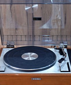 เครื่องเล่นแผ่นเสียง Micro Seiki MR-211