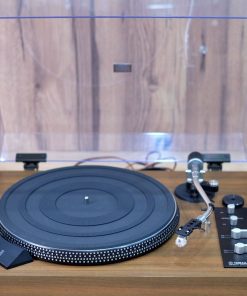 เครื่องเล่นแผ่นเสียง Yamaha YP-511