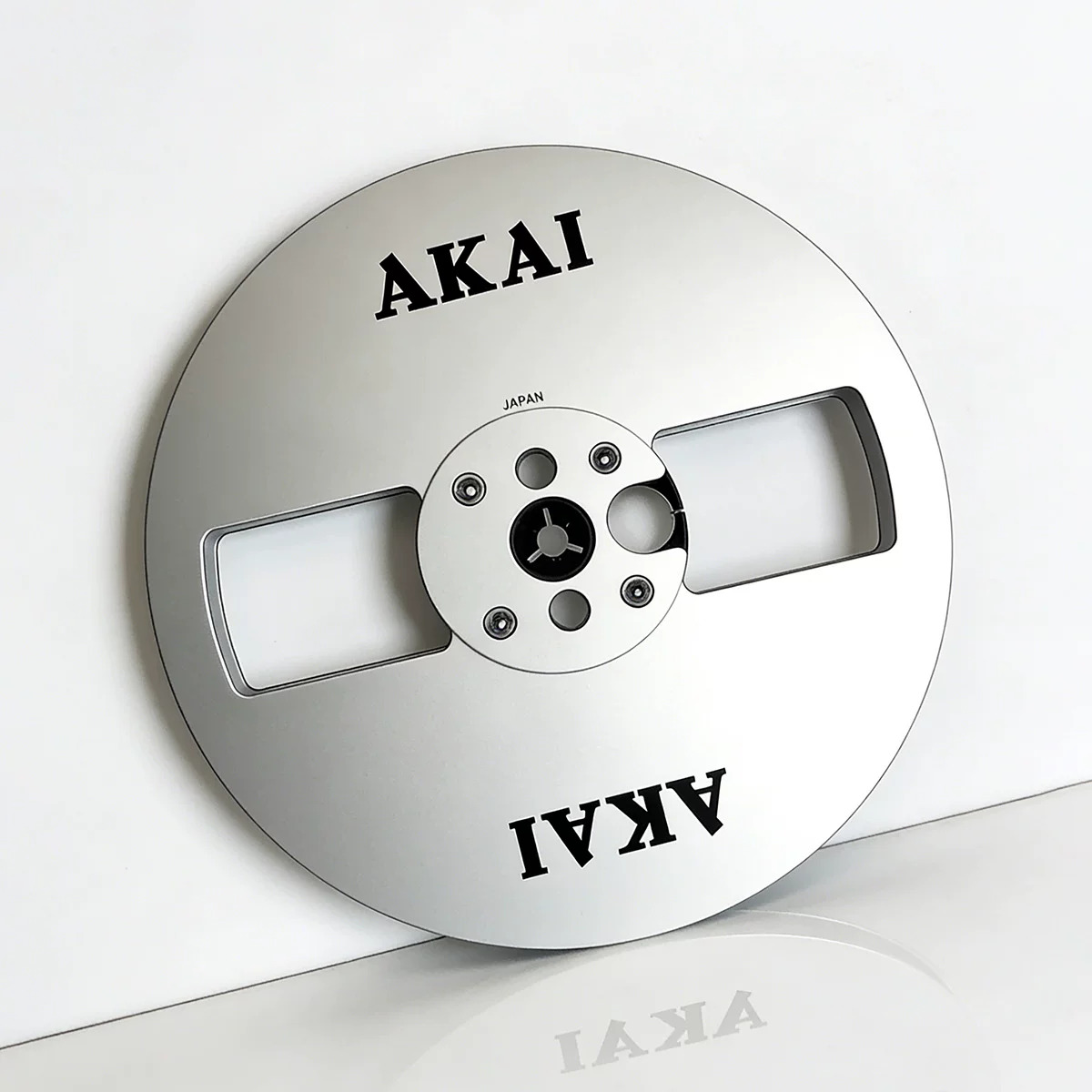 Metal Reel Akai 1/4"x7" Silver (New) - Image 2