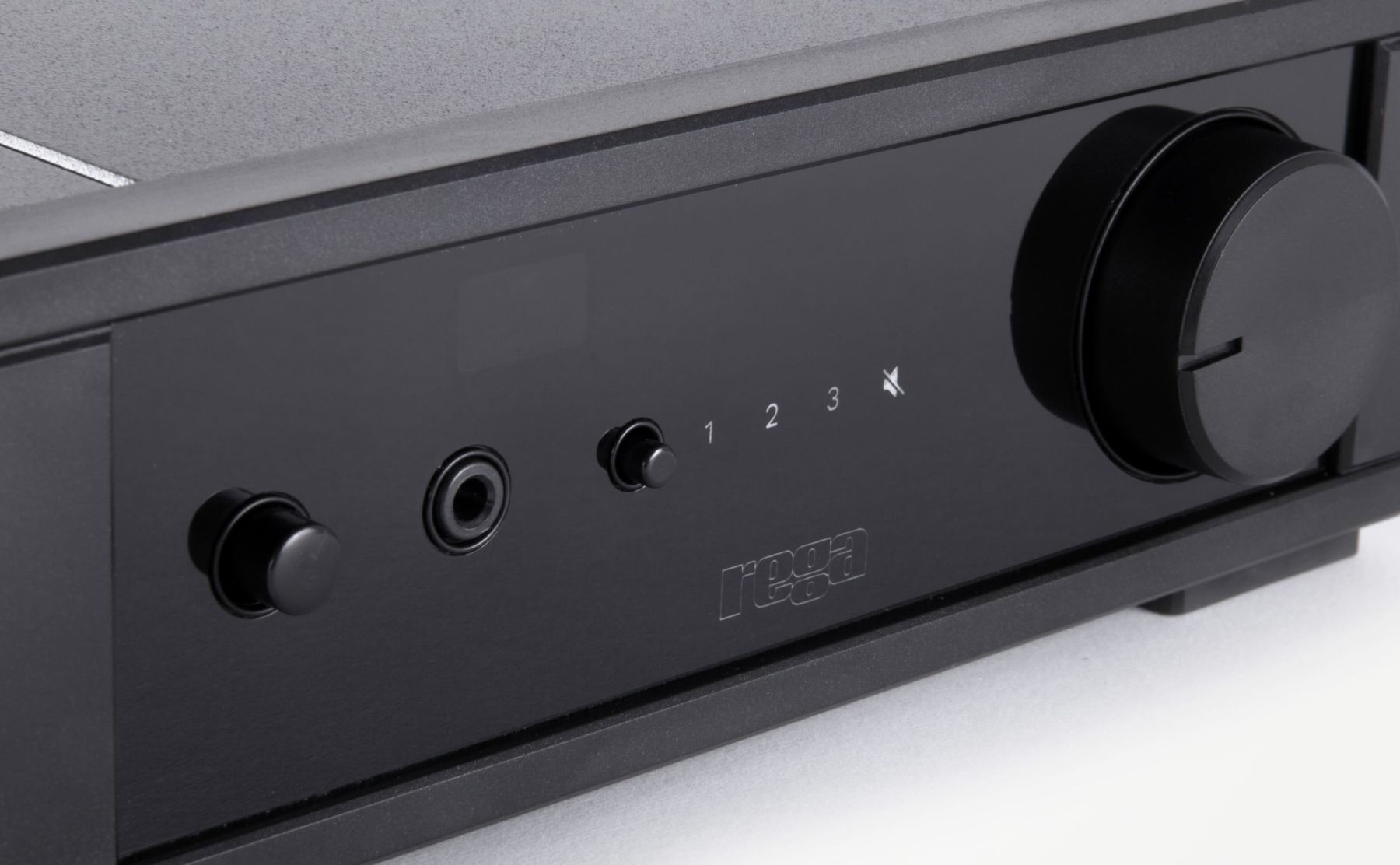Integrated Amp Rega IO Black (New) - Image 2