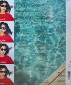 Tomoko Aran – Floating Space (+1)